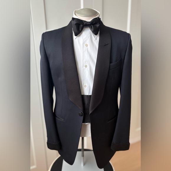 Tom Ford Midnight Blue Tuxedo - Picture 2 of 12